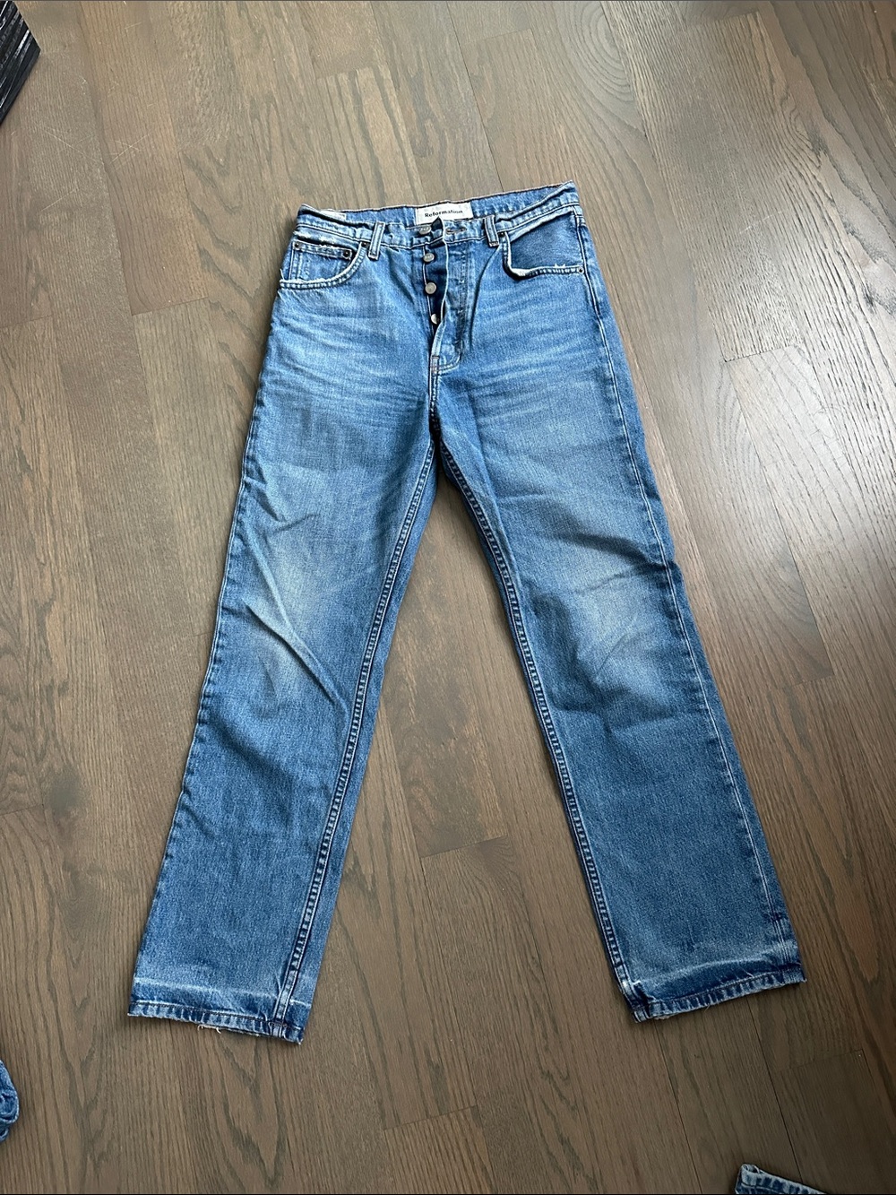 Cynthia high relaxed straight leg jeans size 26 Antigua